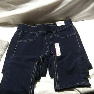 Size 8 girls leggings .